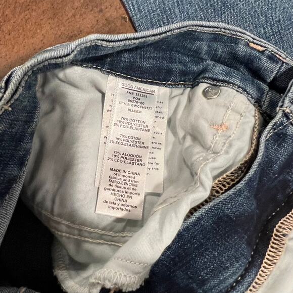 Good American Good Waist Crop Chew Hem Jeans Blue 634 - Picture 7 of 7